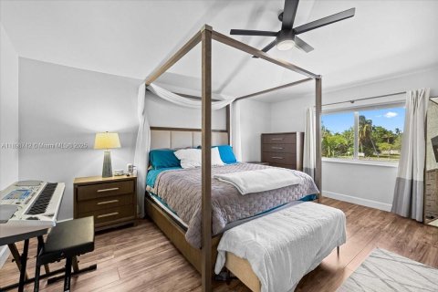 Adosado en venta en Dania Beach, Florida, 4 dormitorios, 189.71 m2 № 1950995 - foto 19