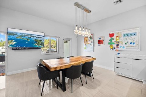 Adosado en venta en Dania Beach, Florida, 4 dormitorios, 189.71 m2 № 1950995 - foto 11