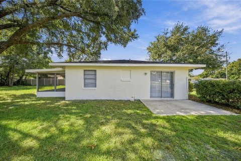 House in Dunnellon, Florida 3 bedrooms, 102.38 sq.m. № 2393527 - photo 4