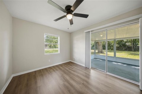 House in Dunnellon, Florida 3 bedrooms, 102.38 sq.m. № 2393527 - photo 21