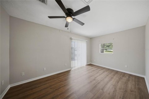 House in Dunnellon, Florida 3 bedrooms, 102.38 sq.m. № 2393527 - photo 13