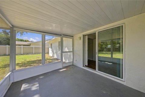 House in Dunnellon, Florida 3 bedrooms, 102.38 sq.m. № 2393527 - photo 24