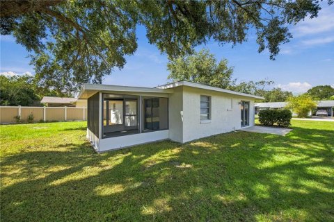 House in Dunnellon, Florida 3 bedrooms, 102.38 sq.m. № 2393527 - photo 25