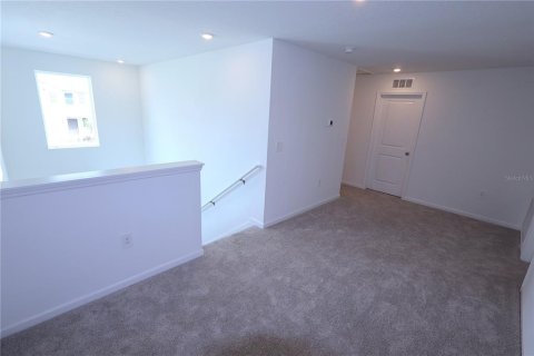 Casa en alquiler en Winter Haven, Florida, 4 dormitorios, 174.1 m2 № 1879839 - foto 13