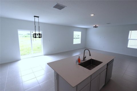 Casa en alquiler en Winter Haven, Florida, 4 dormitorios, 174.1 m2 № 1879839 - foto 10