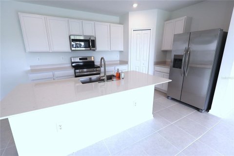 Casa en alquiler en Winter Haven, Florida, 4 dormitorios, 174.1 m2 № 1879839 - foto 9