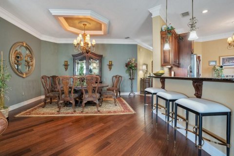 House in Lakeland, Florida 2 bedrooms, 201.88 sq.m. № 1901935 - photo 15