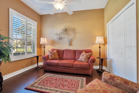 House in Lakeland, Florida 2 bedrooms, 201.88 sq.m. № 1901935 - photo 4