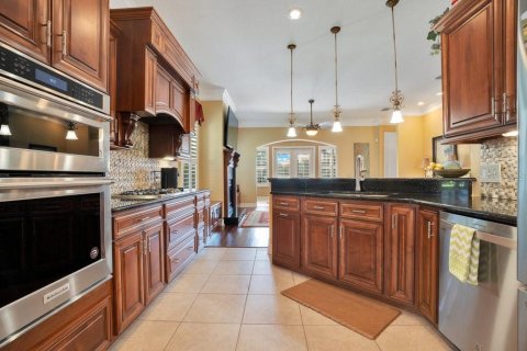 House in Lakeland, Florida 2 bedrooms, 201.88 sq.m. № 1901935 - photo 19