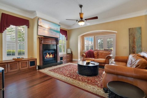 House in Lakeland, Florida 2 bedrooms, 201.88 sq.m. № 1901935 - photo 12