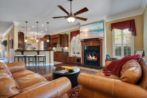 House in Lakeland, Florida 2 bedrooms, 201.88 sq.m. № 1901935 - photo 13