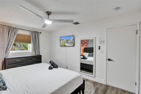 Casa en alquiler en Hallandale Beach, Florida, 3 dormitorios, 175.77 m2 № 2064062 - foto 12