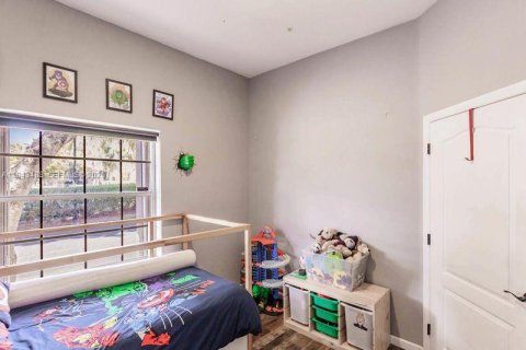 Casa en venta en Cutler Bay, Florida, 3 dormitorios, 127.55 m2 № 2001931 - foto 18