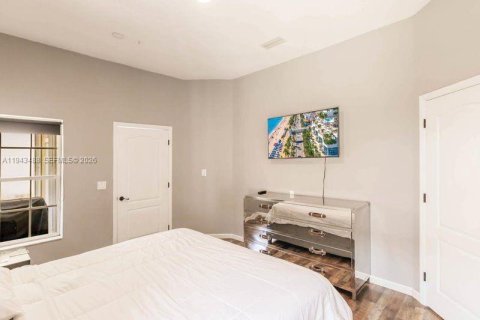 Casa en venta en Cutler Bay, Florida, 3 dormitorios, 127.55 m2 № 2001931 - foto 14