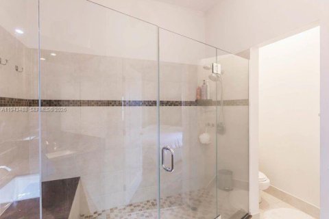 Casa en venta en Cutler Bay, Florida, 3 dormitorios, 127.55 m2 № 2001931 - foto 17