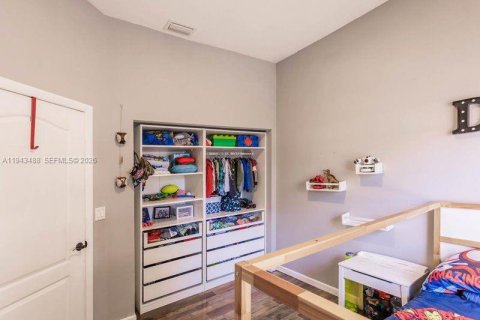 Casa en venta en Cutler Bay, Florida, 3 dormitorios, 127.55 m2 № 2001931 - foto 19