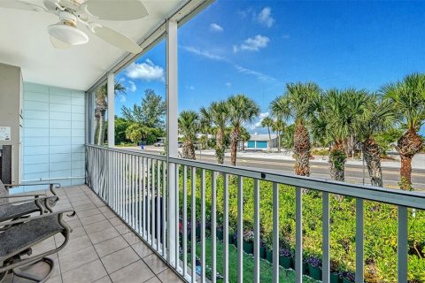 Condo in Longboat Key, Florida, 1 bedroom № 2197372 - photo 8