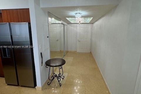 Снять в аренду кондоминиум в Санни-Айлс-Бич, Флорида 2 спальни, 117.61м2, № 1958443 - фото 8