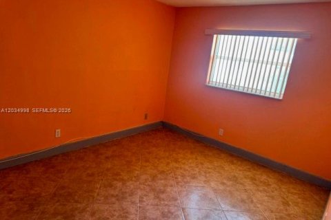 Copropriété à louer à Lauderhill, Floride: 2 chambres, 77.02 m2 № 2154063 - photo 8