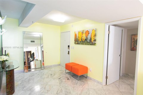 Купить кондоминиум в Майами-Бич, Флорида 3 спальни, 157.56м2, № 2031238 - фото 23