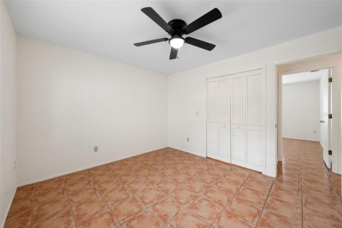 Propiedad comercial en venta en Gulfport, Florida, 4 dormitorios, 196.58 m2 № 1810835 - foto 14