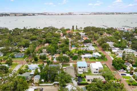 Propiedad comercial en venta en Gulfport, Florida, 4 dormitorios, 196.58 m2 № 1810835 - foto 29