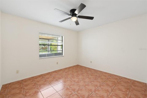 Propiedad comercial en venta en Gulfport, Florida, 4 dormitorios, 196.58 m2 № 1810835 - foto 13