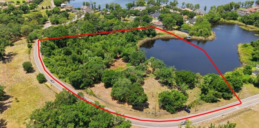 Land in Tampa, Florida № 2103835