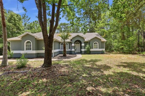 Villa ou maison à vendre à Beverly Hills, Floride: 3 chambres, 170.29 m2 № 2224914 - photo 3