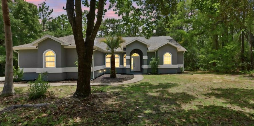 Villa ou maison à Beverly Hills, Floride 3 chambres, 170.29 m2 № 2224914