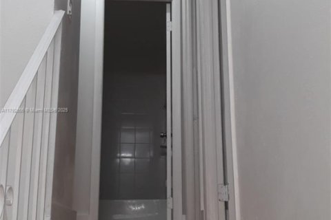 Touwnhouse à vendre à Cutler Bay, Floride: 3 chambres, 135.45 m2 № 1861741 - photo 8