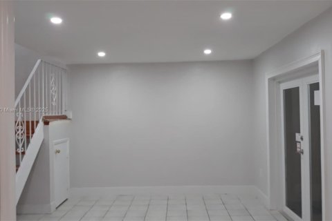 Touwnhouse à vendre à Cutler Bay, Floride: 3 chambres, 135.45 m2 № 1861741 - photo 19