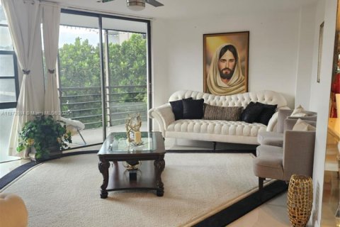 Купить кондоминиум в Авентура, Флорида 2 спальни, 100.61м2, № 1981455 - фото 22