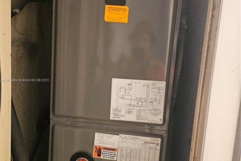 Купить кондоминиум в Авентура, Флорида 2 спальни, 100.61м2, № 1981455 - фото 20