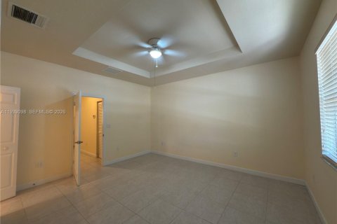 Adosado en alquiler en Miami, Florida, 3 dormitorios, 168.71 m2 № 1996628 - foto 10