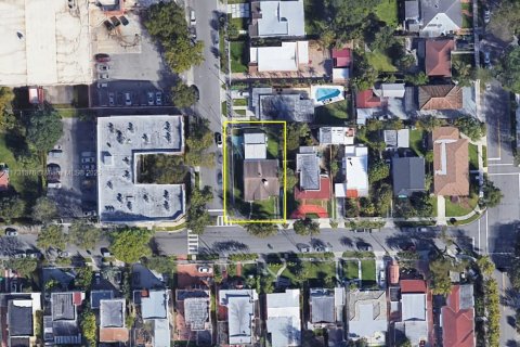 House in Miami, Florida 4 bedrooms, 163.69 sq.m. № 1482342 - photo 29