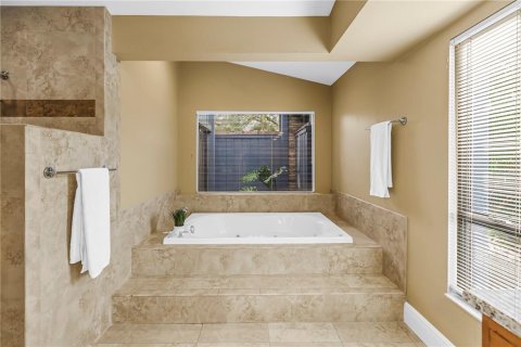 Casa en venta en Clearwater, Florida, 5 dormitorios, 432.92 m2 № 2221414 - foto 27