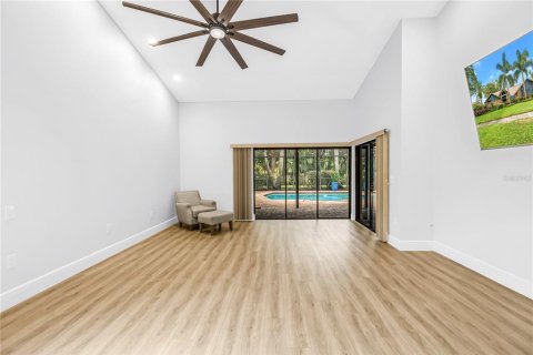 Casa en venta en Clearwater, Florida, 5 dormitorios, 432.92 m2 № 2221414 - foto 19