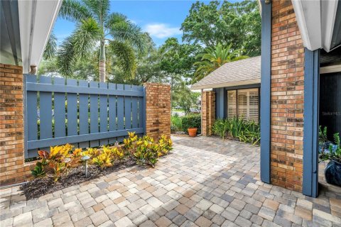 Casa en venta en Clearwater, Florida, 5 dormitorios, 432.92 m2 № 2221414 - foto 6