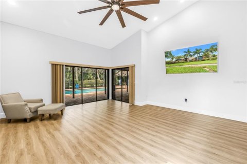 Casa en venta en Clearwater, Florida, 5 dormitorios, 432.92 m2 № 2221414 - foto 18