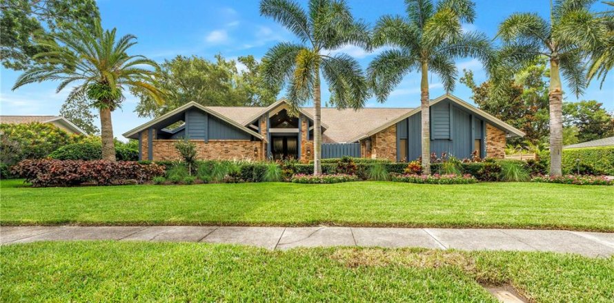 Casa en Clearwater, Florida 5 dormitorios, 432.92 m2 № 2221414
