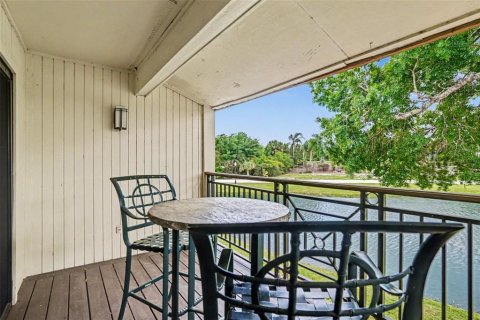 Copropriété à vendre à Wesley Chapel, Floride: 2 chambres, 94.3 m2 № 2093988 - photo 21