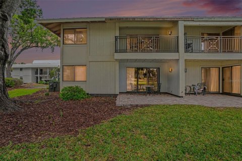 Copropriété à vendre à Wesley Chapel, Floride: 2 chambres, 94.3 m2 № 2093988 - photo 2