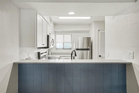 Copropriété à vendre à Wesley Chapel, Floride: 2 chambres, 94.3 m2 № 2093988 - photo 6