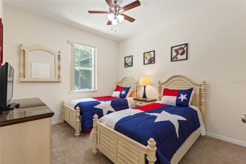 House in Davenport, Florida 4 bedrooms, 245.26 sq.m. № 2236640 - photo 10