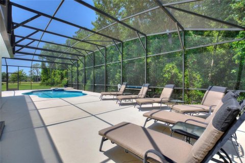 House in Davenport, Florida 4 bedrooms, 245.26 sq.m. № 2236640 - photo 12