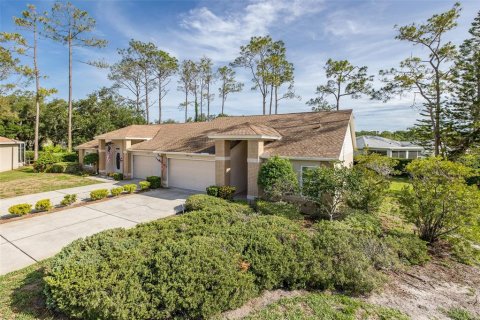 Villa ou maison à vendre à New Port Richey, Floride: 2 chambres, 119.1 m2 № 2201932 - photo 2
