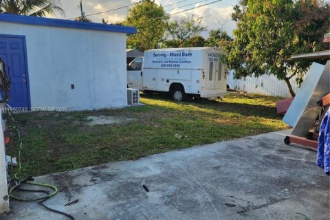 House in Homestead, Florida 3 bedrooms, 155.89 sq.m. № 2062416 - photo 18