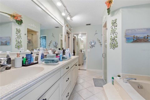 Villa ou maison à vendre à Lake Mary, Floride: 4 chambres, 292.74 m2 № 2147806 - photo 22