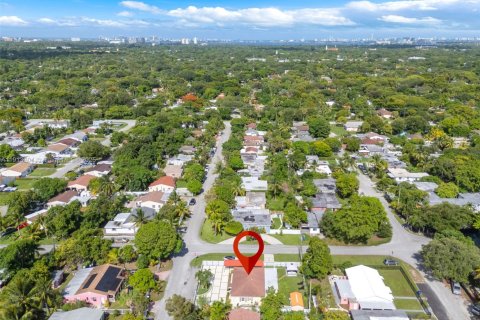 Купить виллу или дом в Майами, Флорида 3 спальни, 126.07м2, № 1971494 - фото 26
